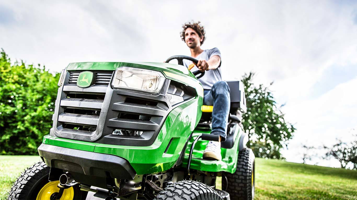 John deere X127 – Image 2